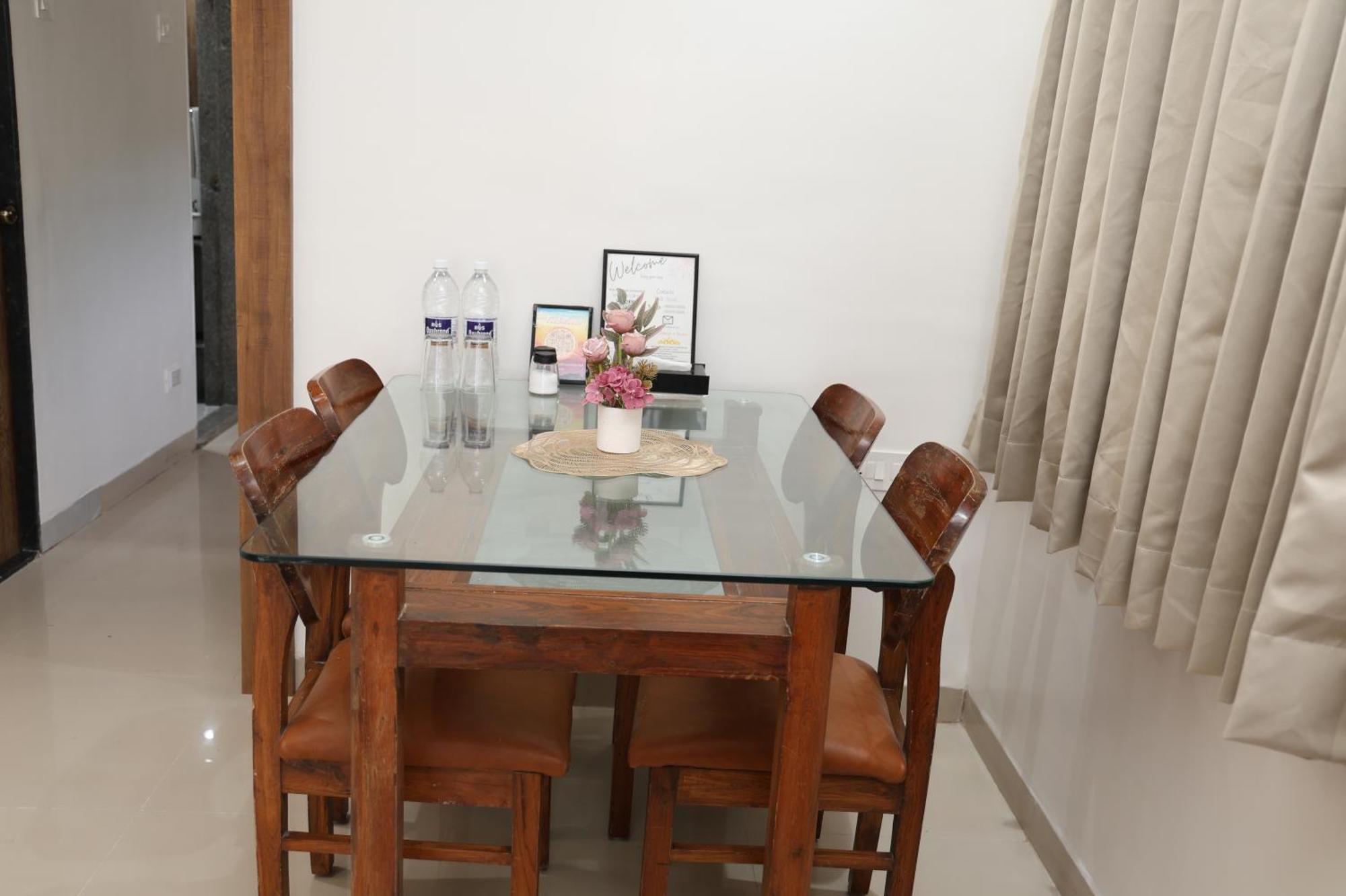 Belle-Vue Holiday Homes - 1Bhk Apartments Panchgani Eksteriør billede